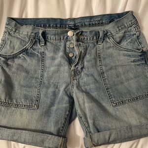Gap sexy boyfriend shorts